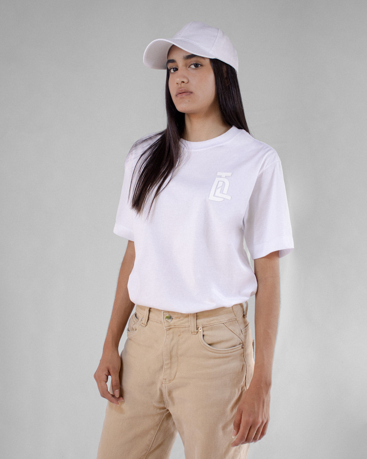 CLASSIC ICONIC WHITE T-SHIRT