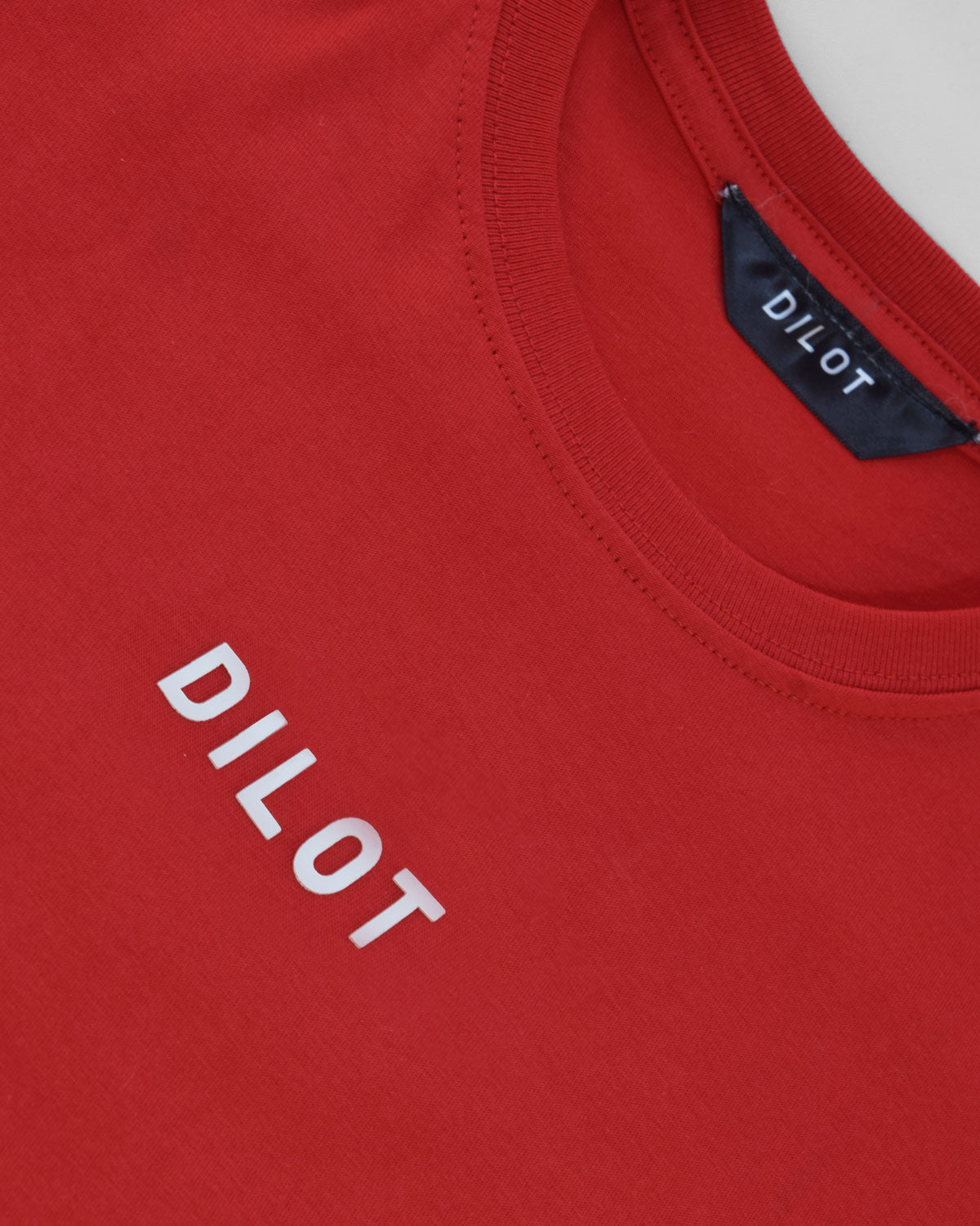 CLASSIC OFF RED T - SHIRT - Dilot